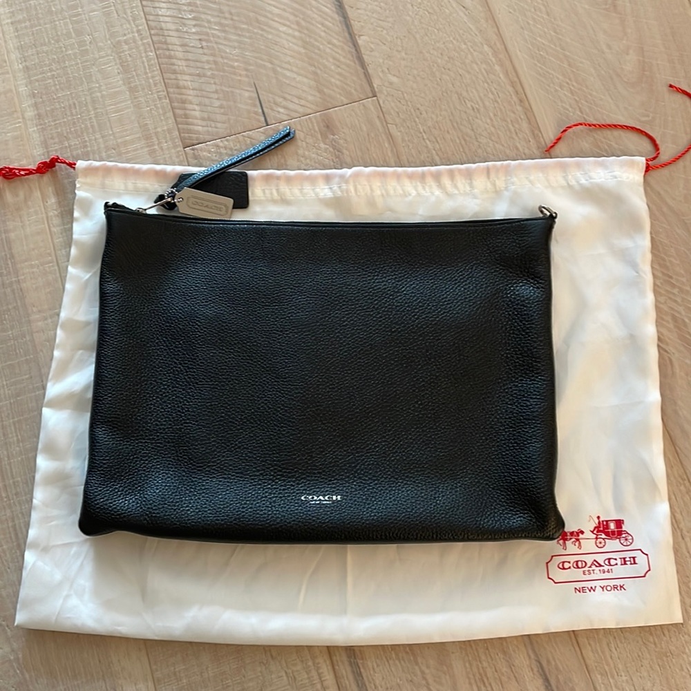 Coach Pebbled Leather Large clutch.